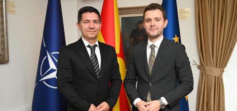 Миланов оствари средба и со првиот човек на македонската дипломатија Тимчо Муцунски