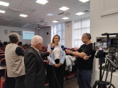 Насловна слика